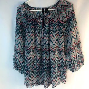 New Directions women’s sheer top size medium